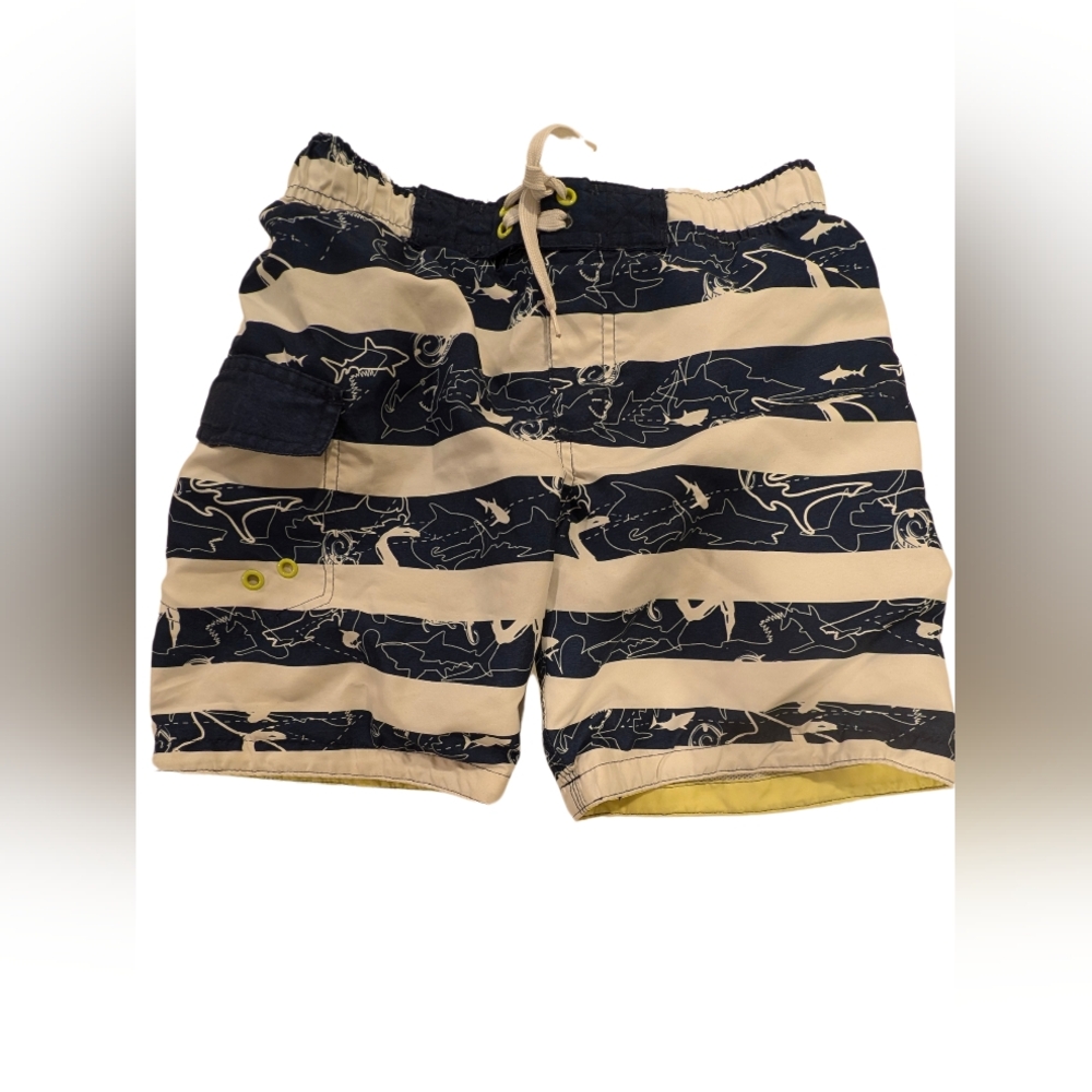 Swim trunks bundle. - Picture 5 of 10